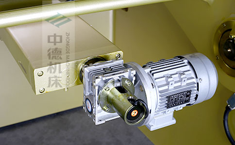 ZDS-840后檔料減速電機(jī)，質(zhì)量好，模擬運(yùn)算定位速度快.jpg